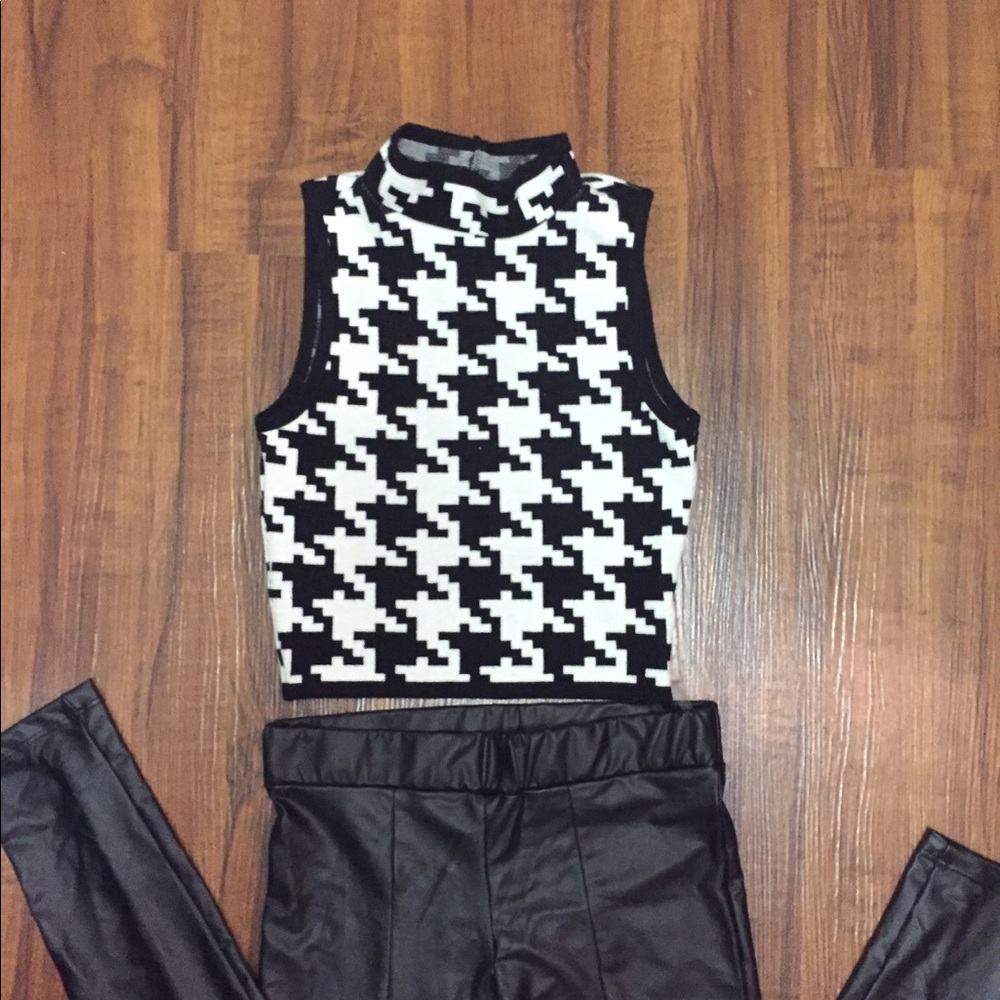 Black and white crop top